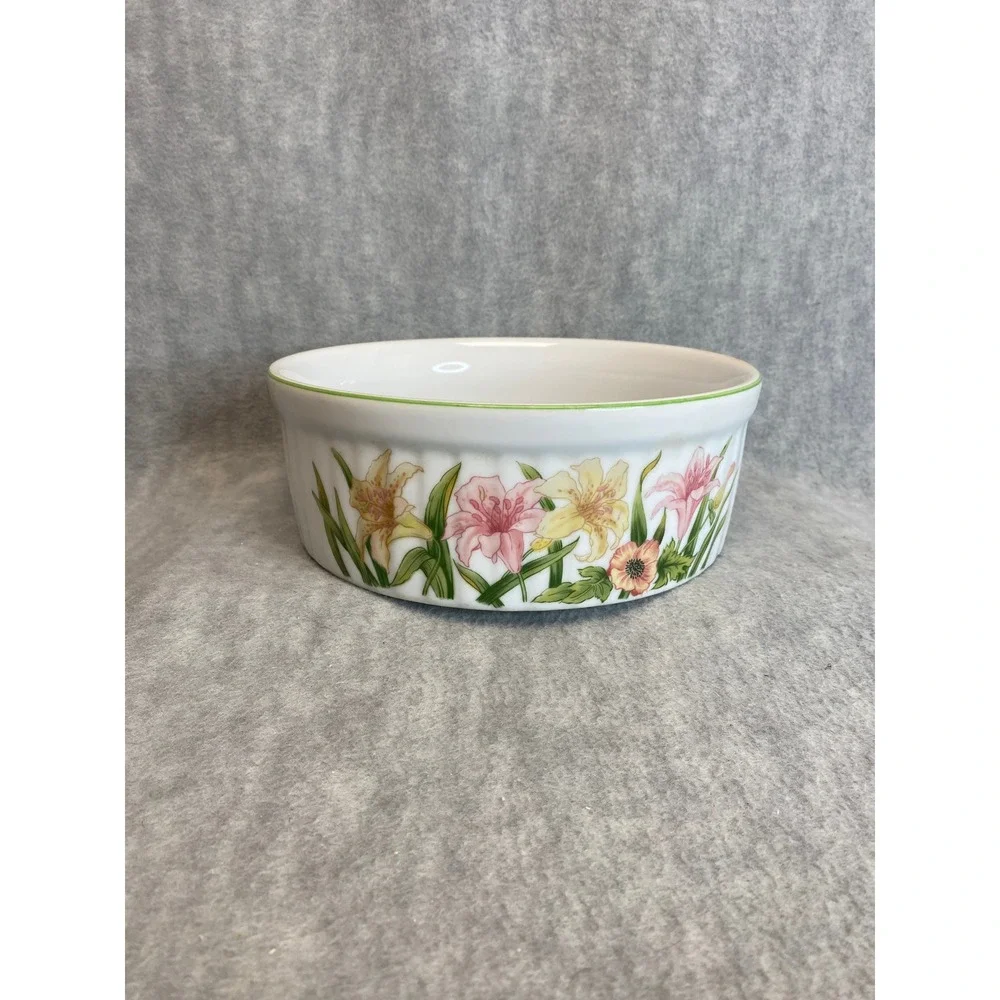 VTG Stafford Jade Lily Fine Porcelain Lge Ovenware Souffle Casserole Dish Floral